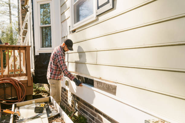 Trusted Emergency Siding Repair service in Woodridge, IL - Creative Siding